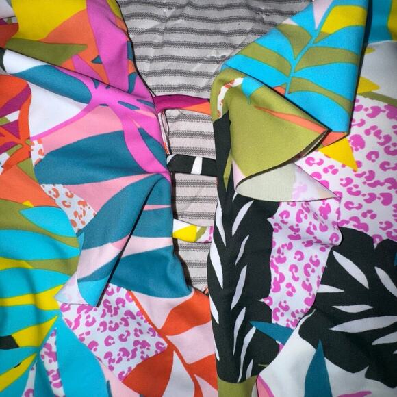 BlueRod Beattie Tropical Print Halter One-Piece Swimsuit L resortwear cruise - Picture 4 of 6